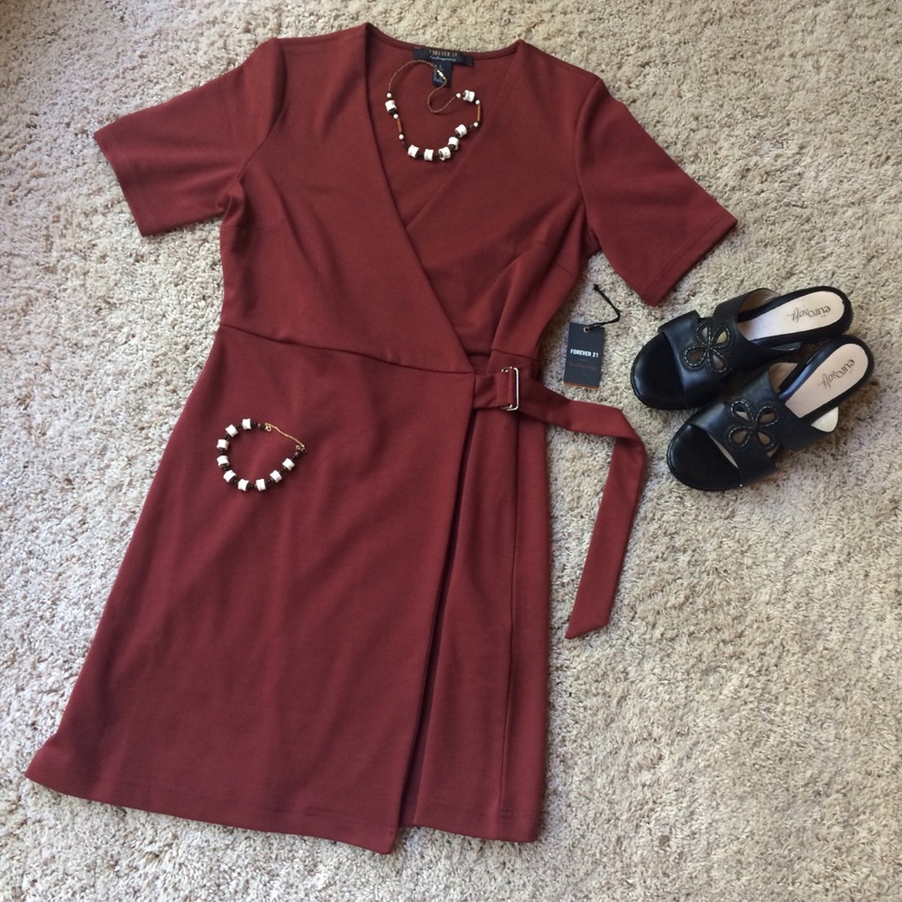 🌼Forever 21 Contemporary Short Le Rust Wrap Dress - Picture 3 of 9